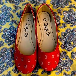 THE Ohio State University (OSU) spirit flats size 8!